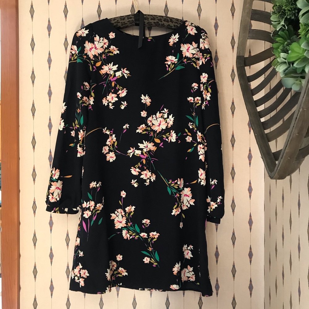 Lulu’s Floral Dress, Sz medium